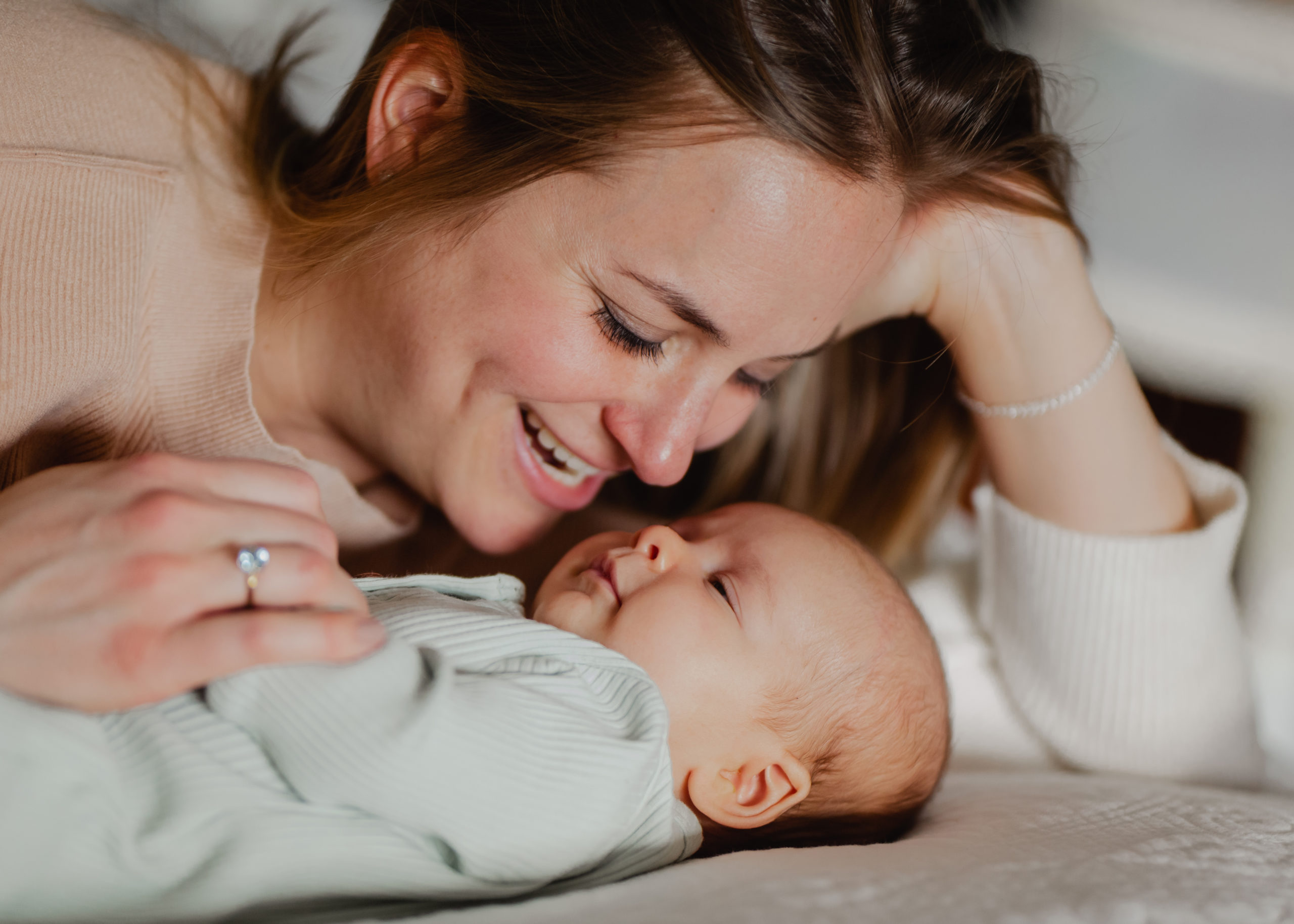 Must-have photos at every lifestyle newborn session